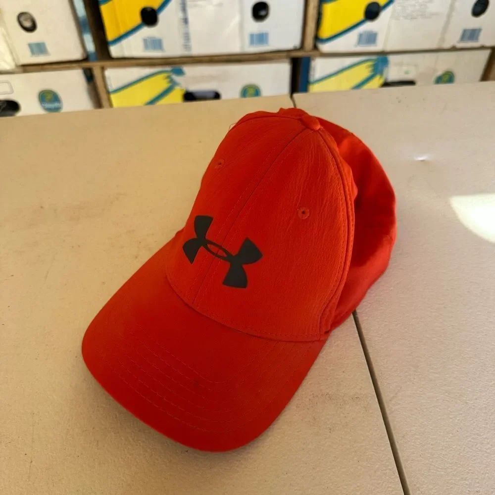 Under Armour fitted Orange Cap